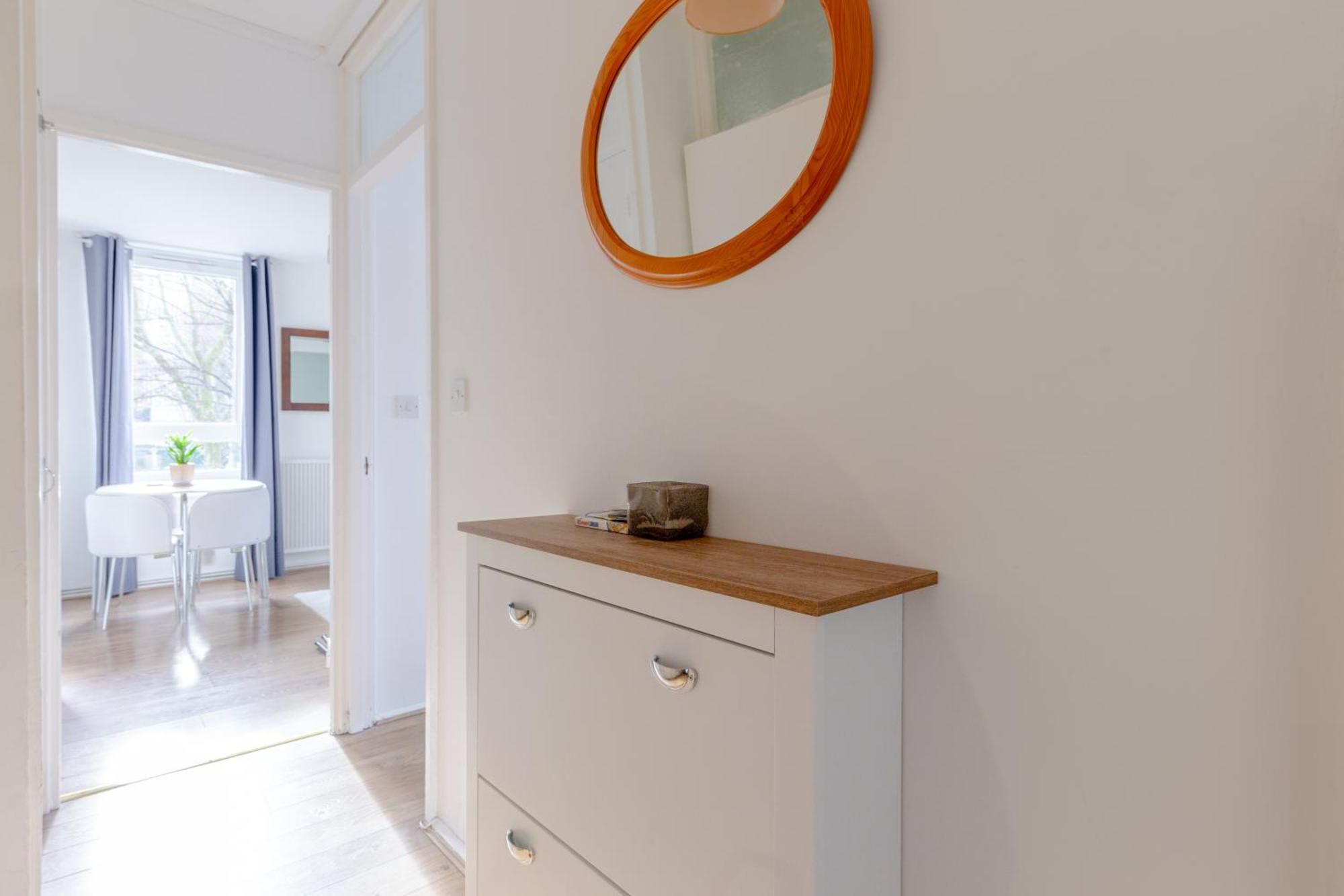 Cosy 1 Bedroom Flat Near Old Street Apartment *